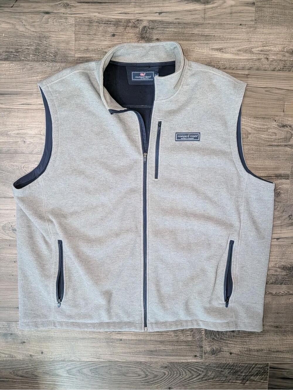 Vineyard Vines 4XB Vest Gray